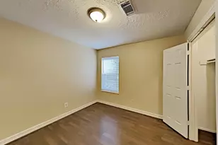 16395 Havenpark Dr, Houston, TX 77059 - Photo 14