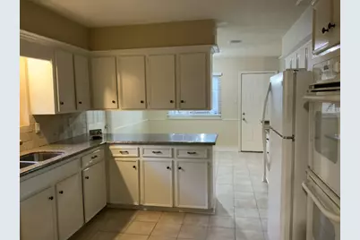 16395 Havenpark Drive, Houston, TX 77059 - Photo 6