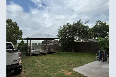 2213 1st Avenue N, Texas City, TX 77590 - Photo 28