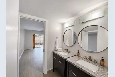 2575 Marilee Lane #1, Houston, TX 77057 - Photo 10