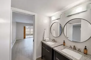 2575 Marilee Ln, Houston, TX 77057 - Photo 10