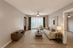 2575 Marilee Ln, Houston, TX 77057 - Photo 2