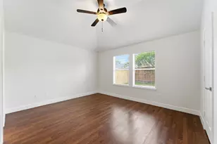 18910 Bonners Park Cir, Katy, TX 77449 - Photo 12