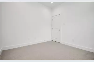 420 Janisch Road #B, Houston, TX 77018 - Photo 4