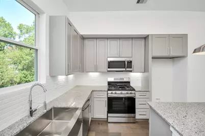 420 Janisch Road #B, Houston, TX 77018 - Photo 12