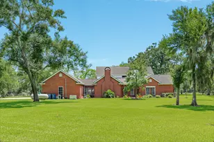 1635 Bayou Dr, Lake Jackson, TX 77566 - Photo 40