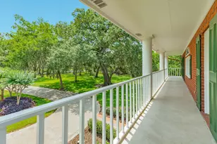 1635 Bayou Dr, Lake Jackson, TX 77566 - Photo 10