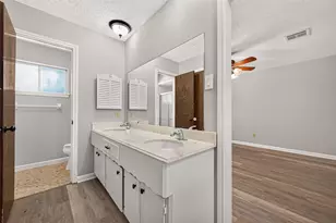 11710 N Petersham Dr, Houston, TX 77031 - Photo 28