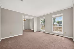 11710 N Petersham Dr, Houston, TX 77031 - Photo 4