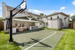 13926 Woodthorpe Ln, Houston, TX 77079 - Photo 40