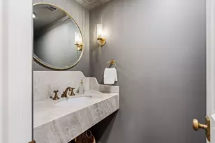 13926 Woodthorpe Ln, Houston, TX 77079 - Photo 10