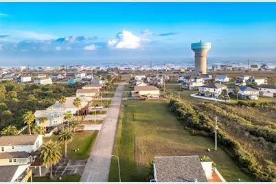 Lot 7 Isla Del Sol Drive, Galveston, TX 77554 - Photo 2
