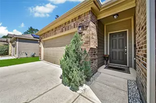 4343 Roaring Timber Dr, Conroe, TX 77304 - Photo 4