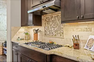 4815 Fairford Dr, Sugar Land, TX 77479 - Photo 22