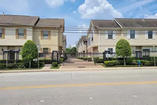 2927 Clinton Dr, Houston, TX 77020 - Photo 24