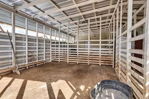 2024 Beverly Ln, Sealy, TX 77474 - Photo 46