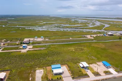 1272 N Tinkle Lane, Crystal Beach, TX 77650 - Photo 28