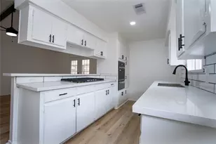 16131 Forest Way Dr, Houston, TX 77090 - Photo 4