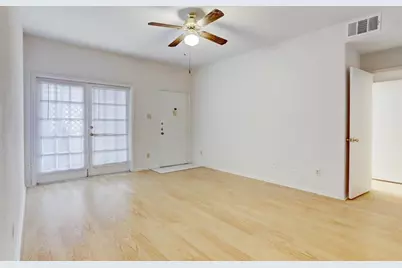 8055 Cambridge Street #57, Houston, TX 77054 - Photo 4