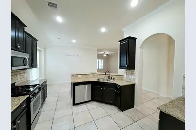 7506 Amber Village Circle, Richmond, TX 77407 - Photo 4