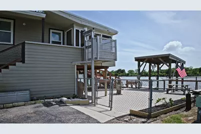 43 Pr 670, Matagorda, TX 77457 - Photo 4