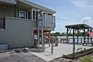 43 Pr 670, Matagorda, TX 77457 - Photo 4