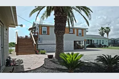 43 Pr 670, Matagorda, TX 77457 - Photo 2