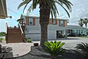 43 Pr 670, Matagorda, TX 77457 - Photo 2