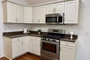 962 Oak Lynn Dr, Conroe, TX 77378 - Photo 8