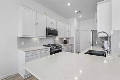 4050 Champlain Way, Rosharon, TX 77583 - Photo 6