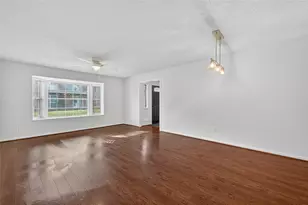 14311 Misty Meadow Ln, Houston, TX 77079 - Photo 10