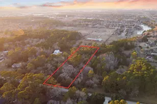 2005 Sunset Dr, Dickinson, TX 77539 - Photo 1