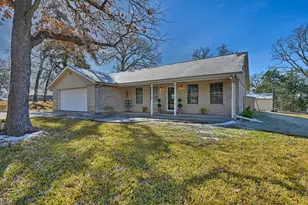 319 Shady Acres Ln, Brenham, TX 77833 - Photo 1