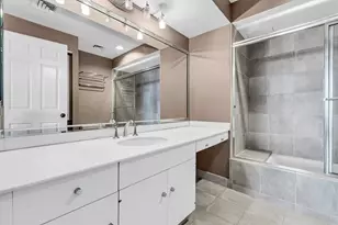 14 Greenway Plz, Houston, TX 77046 - Photo 16