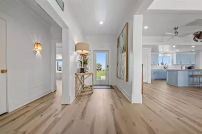 696 Villa Drive, Crystal Beach, TX 77650 - Photo 4