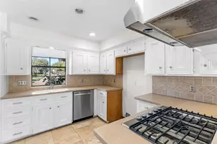 1703 Woodland Springs St, Houston, TX 77077 - Photo 16