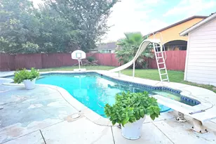 11703 Teaneck Dr, Houston, TX 77089 - Photo 1