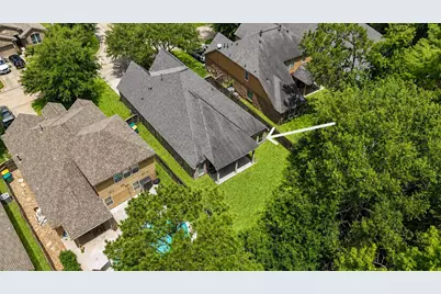 213 Forest Heights Lane, Montgomery, TX 77316 - Photo 2