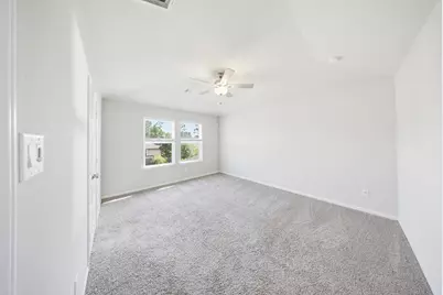 18560 Meadow Point Lane, Conroe, TX 77316 - Photo 14