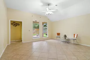 20130 E Lakebridge Ln, Richmond, TX 77407 - Photo 8