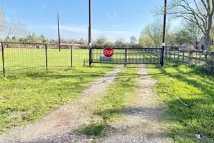 29921 Waller Spring Creek Rd, Waller, TX 77484 - Photo 1