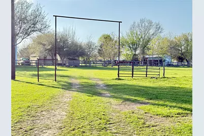 29921 Waller Spring Creek Road, Waller, TX 77484 - Photo 22