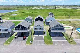 1032 Sunset Circle W, Crystal Beach, TX 77650 - Photo 44
