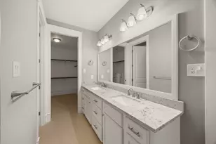 2208 Bellefontaine St, Houston, TX 77030 - Photo 18