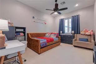 2111 Saxon Dr, Houston, TX 77018 - Photo 36