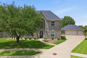 2402 Daytona Ct, Friendswood, TX 77546 - Photo 2