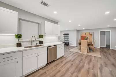 10726 Riverview Drive, Houston, TX 77042 - Photo 16