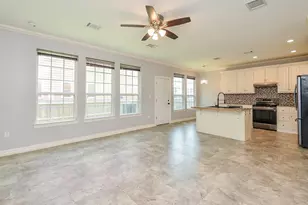 3153 Christie St, Houston, TX 77026 - Photo 8