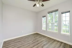 3153 Christie St, Houston, TX 77026 - Photo 30
