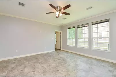 3153 Christie Street, Houston, TX 77026 - Photo 10